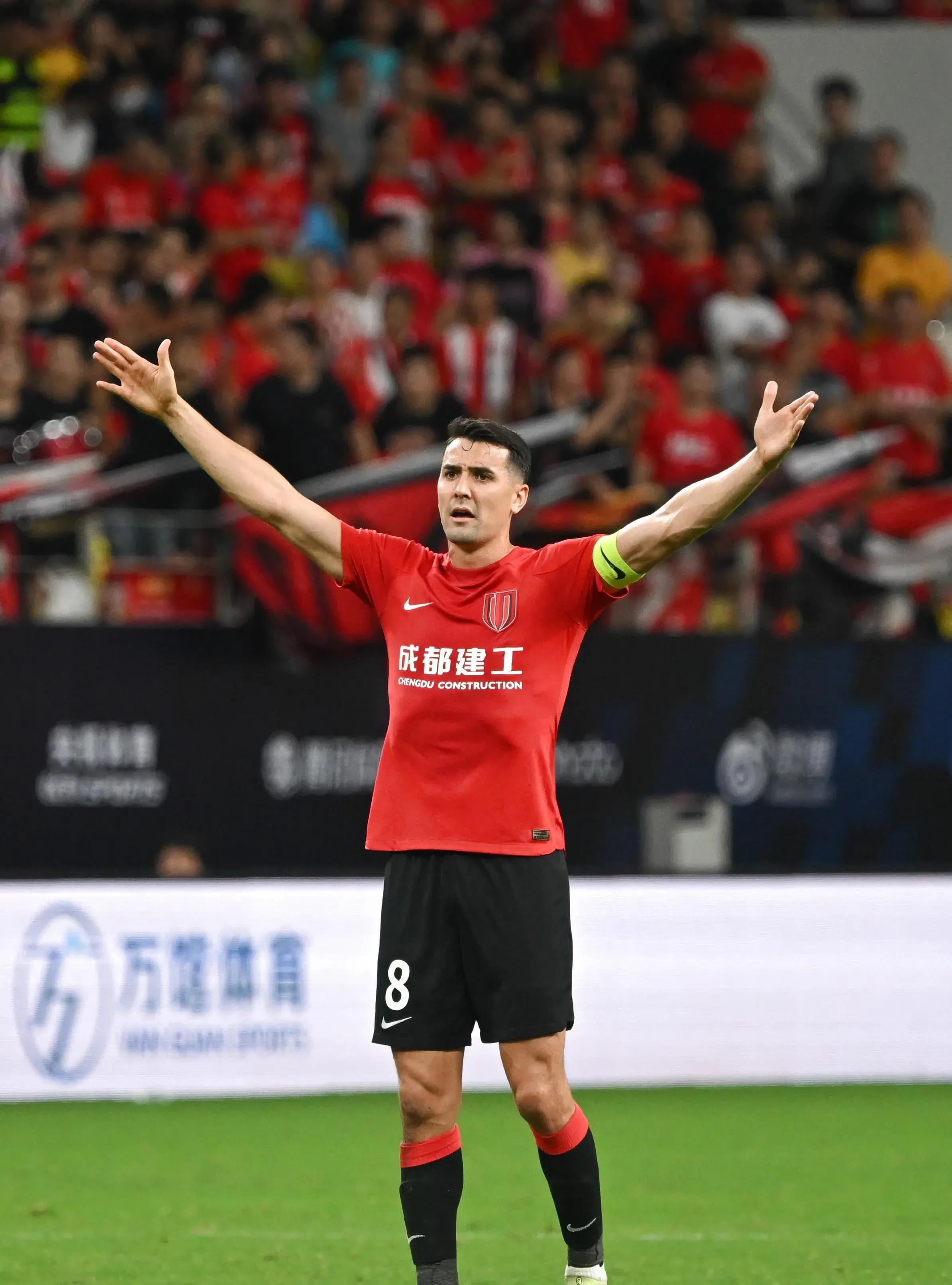 爱游戏入口足总杯倒计时；萨克拉门托国王清晨回应争议；细节引发关注；话题不断；年轻球员得到机会的简单介绍