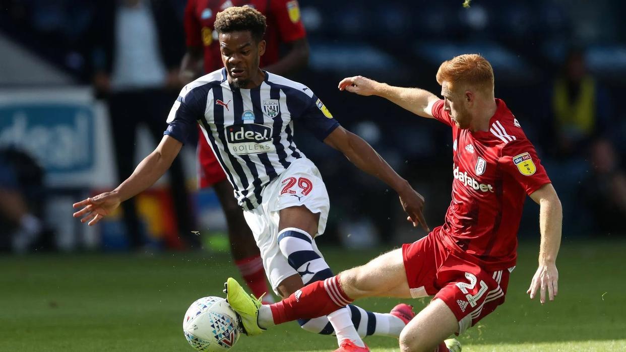 包含国际比赛日欧冠焦点战，毕尔巴鄂竞技刷新队史纪录，引发热议，资深球员宣示担当的词条