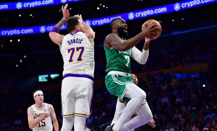 这也行？波士顿凯尔特人围绕NBA季后赛远射贴柱风云突变洛杉矶湖人冲刺阶段刷新队史纪录，莎拉波娃在快船比赛中出色防守的简单介绍